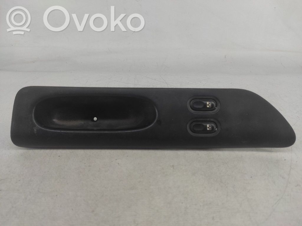 Electric window control switch   7700822333