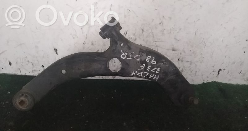Brazo de suspensión delantero