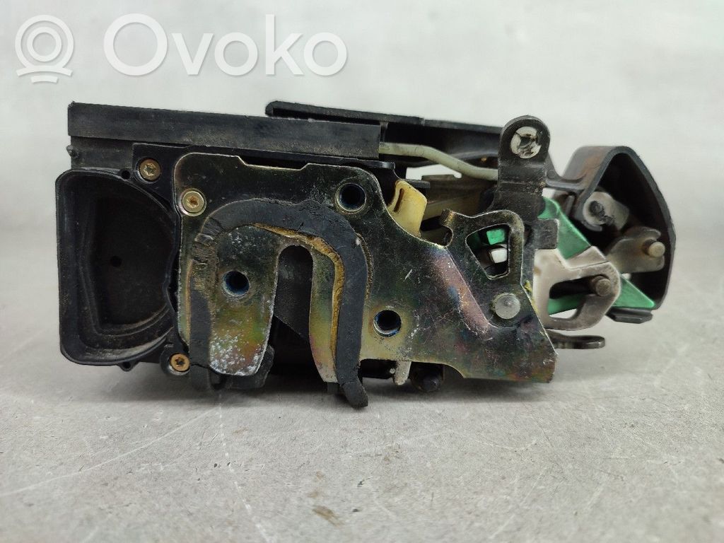 Etuoven lukko   16637560