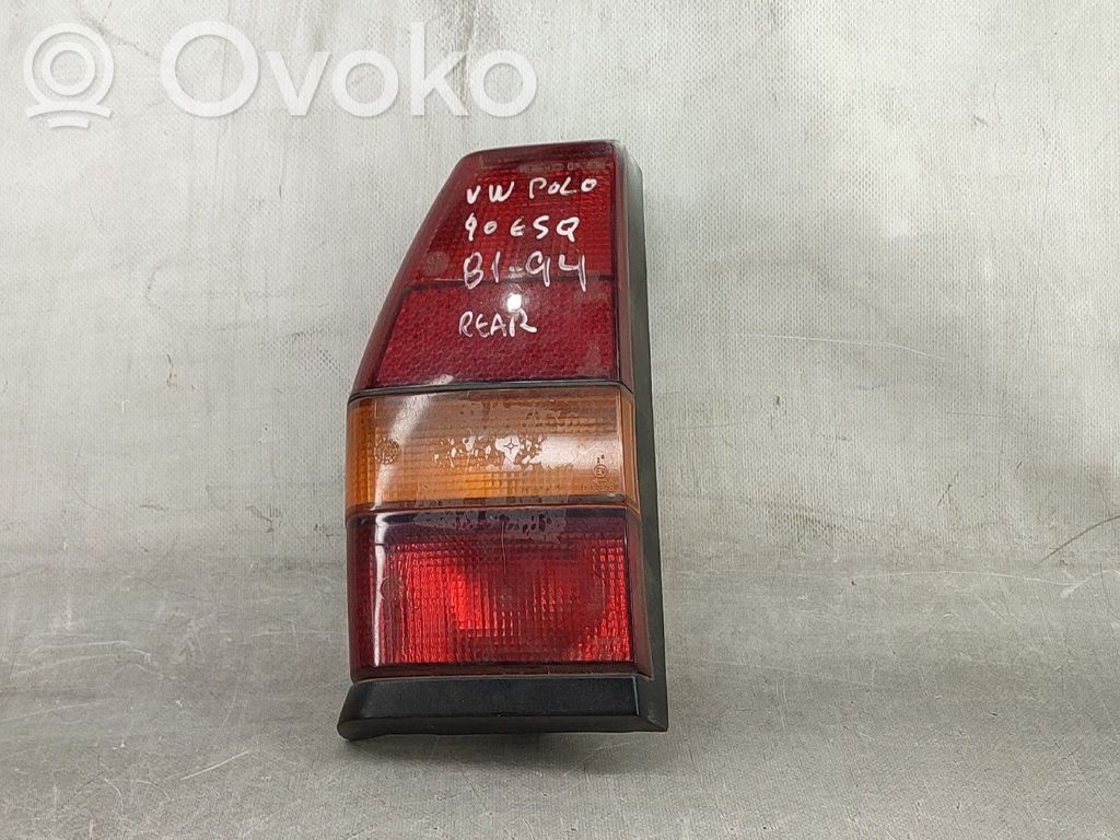 Volkswagen Polo II 86C 2F Lampă spate în capacul portbagajului 