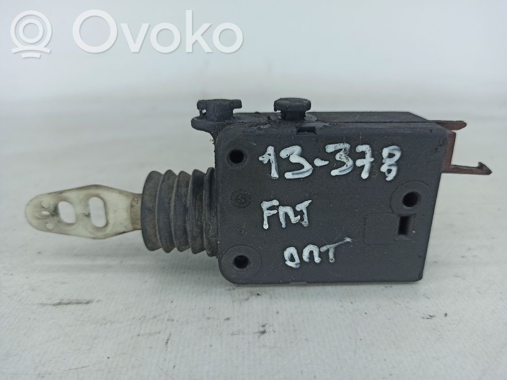 Peugeot 106 Motor de la cerradura de la puerta delantera