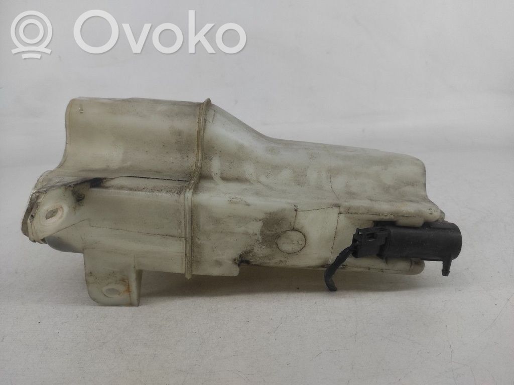 Langų skysčio bakelis   060351461