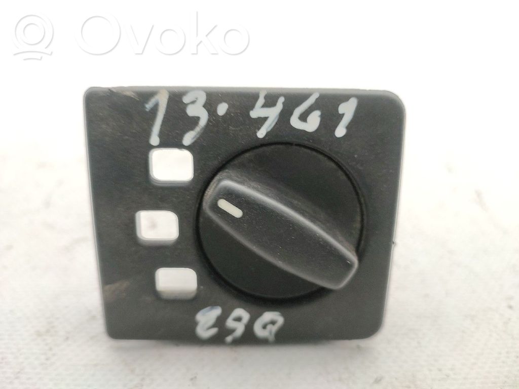 Light switch