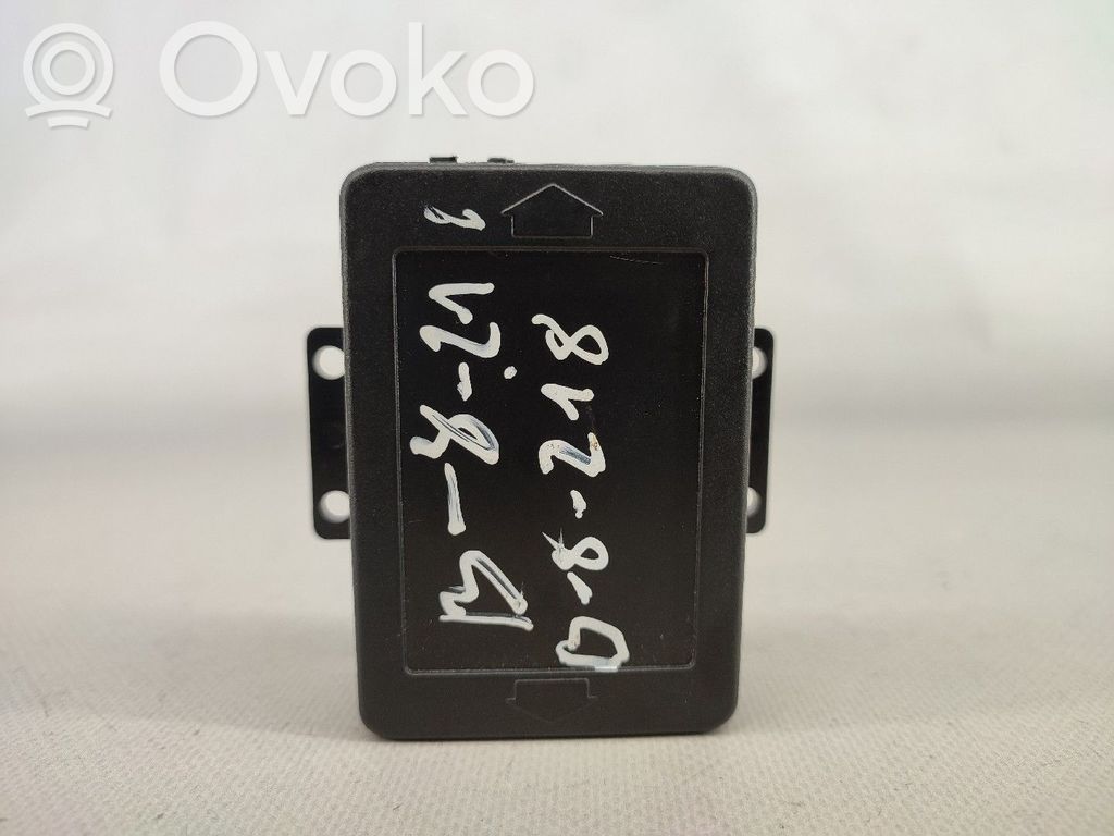 Moottorin ohjainlaite/moduuli