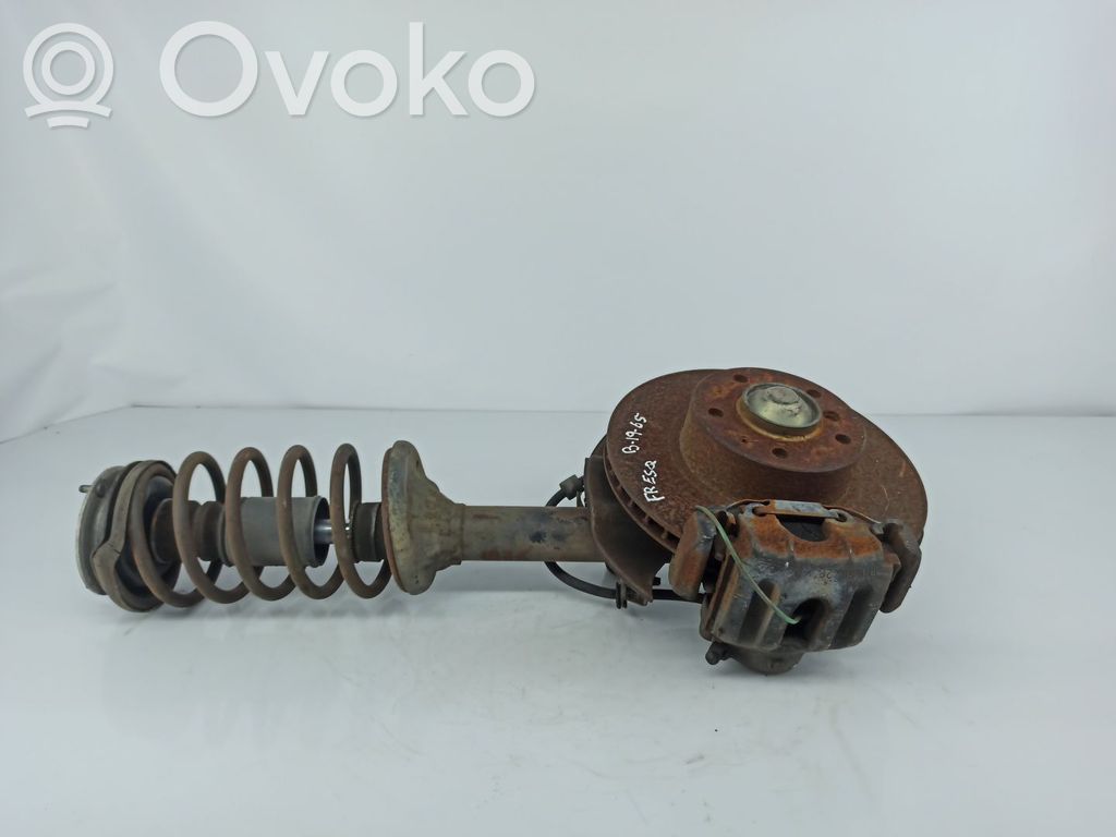 Front wheel hub spindle knuckle