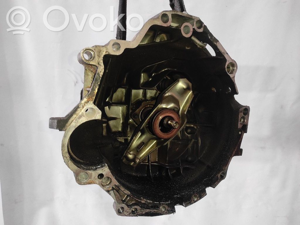 Volkswagen PASSAT B5 Cutie viteze manuală cu 5 trepte 