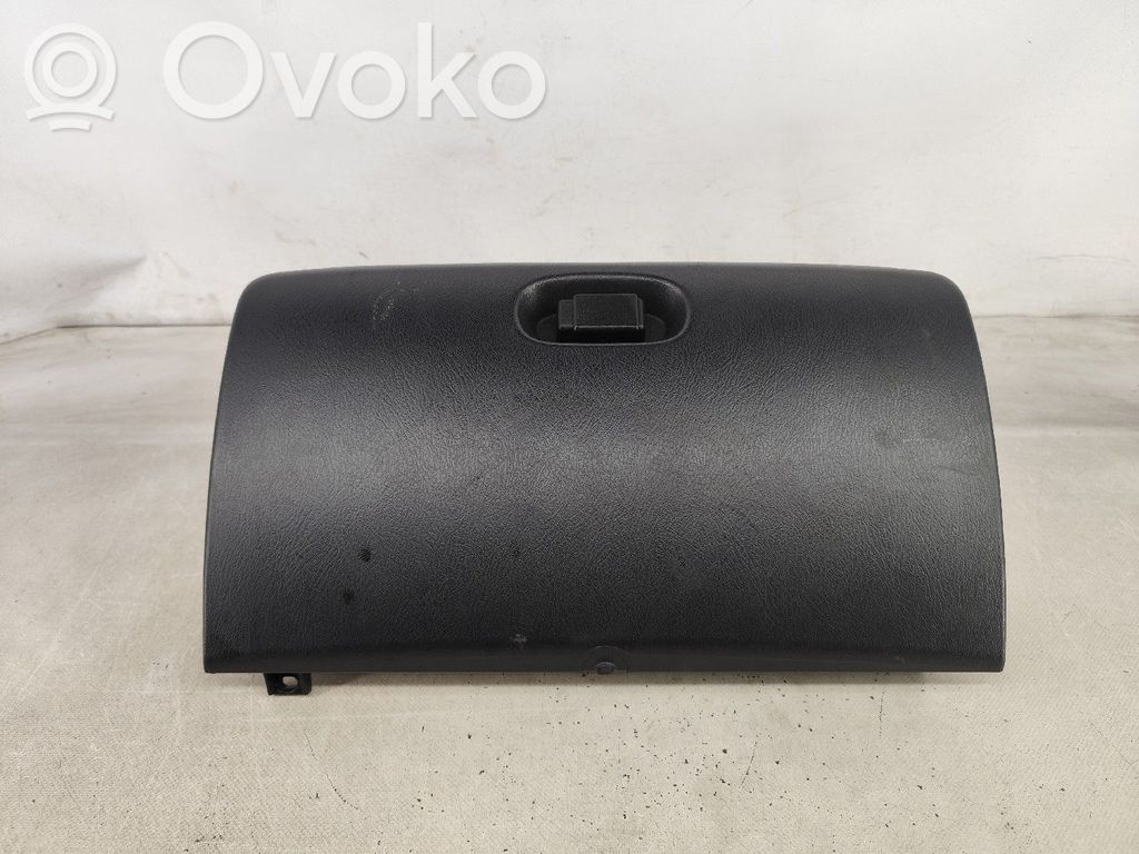 Glove box   100780,100840