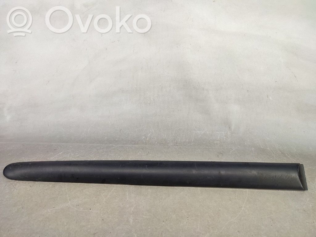 Peugeot 206 Rivestimento della portiera anteriore (modanatura) 