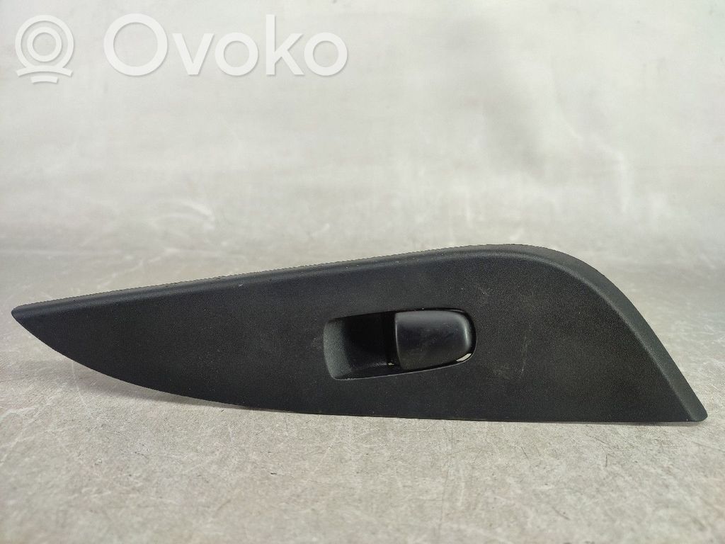 Electric window control switch   829613ZL0A