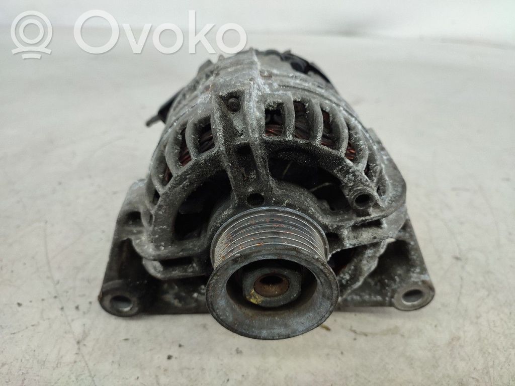 Opel Astra G Generator/alternator 
