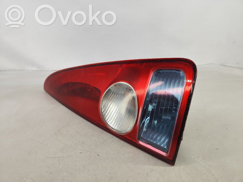 Luz trasera/de freno   8200027152