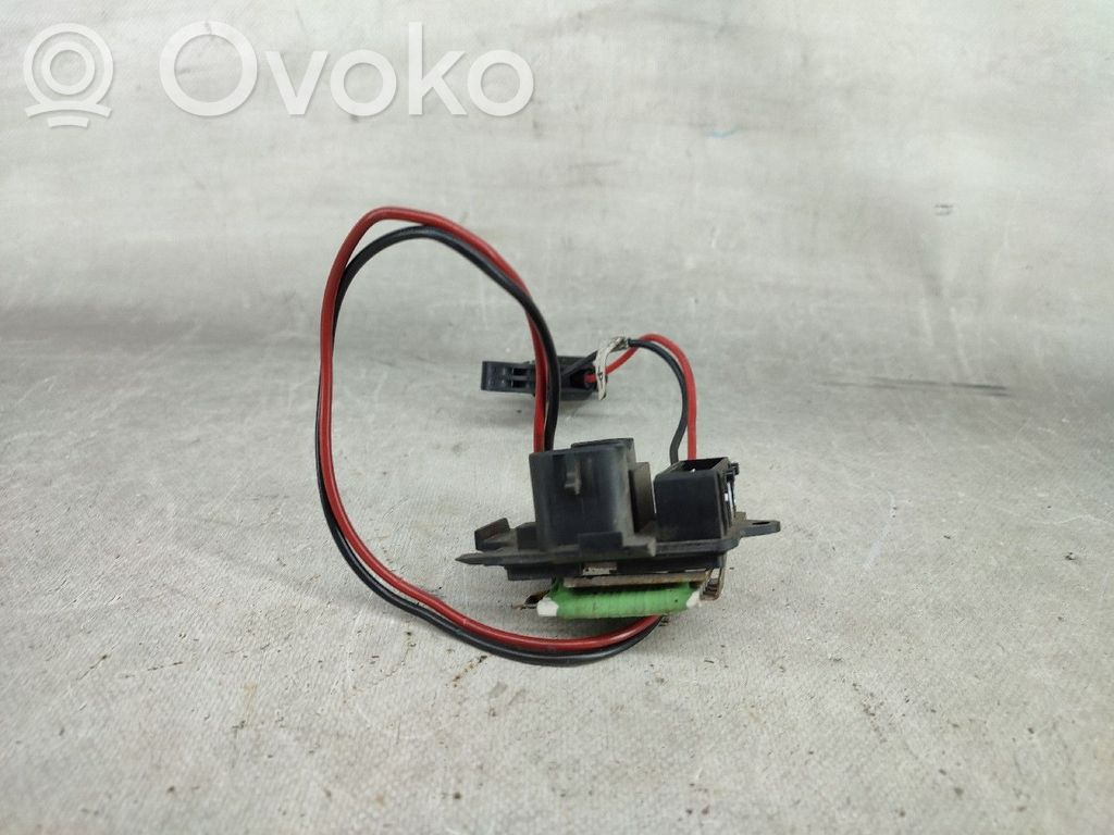 Opel Vivaro Przekaźnik dmuchawy 