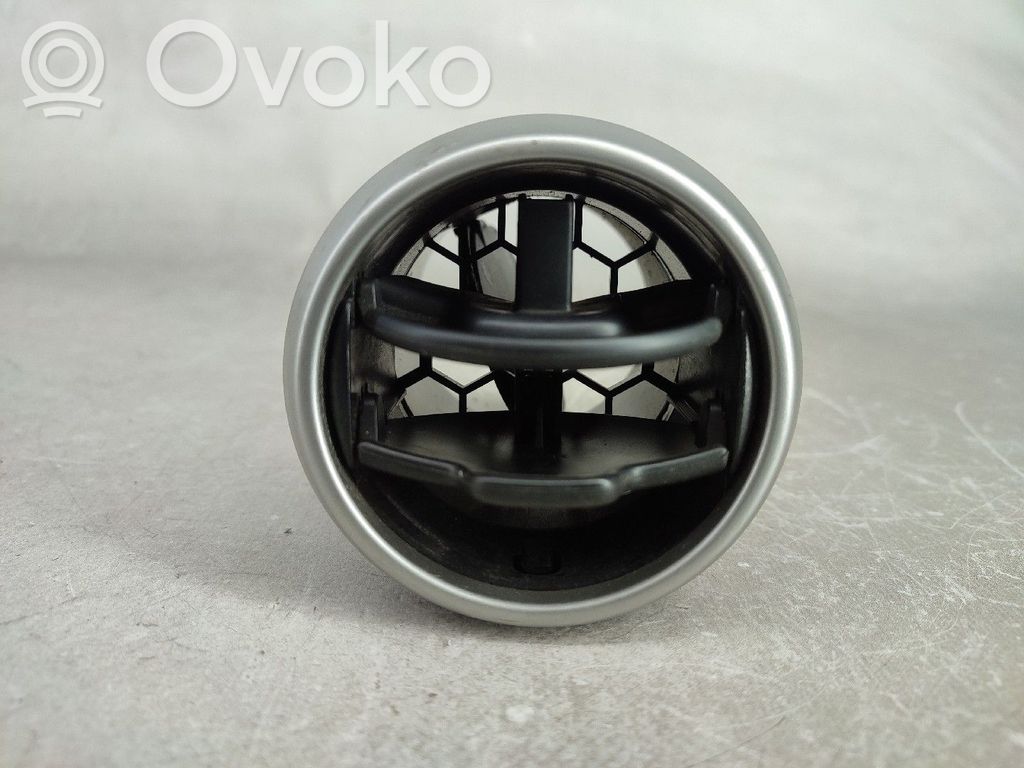 Nissan Qashqai Griglia di ventilazione centrale cruscotto