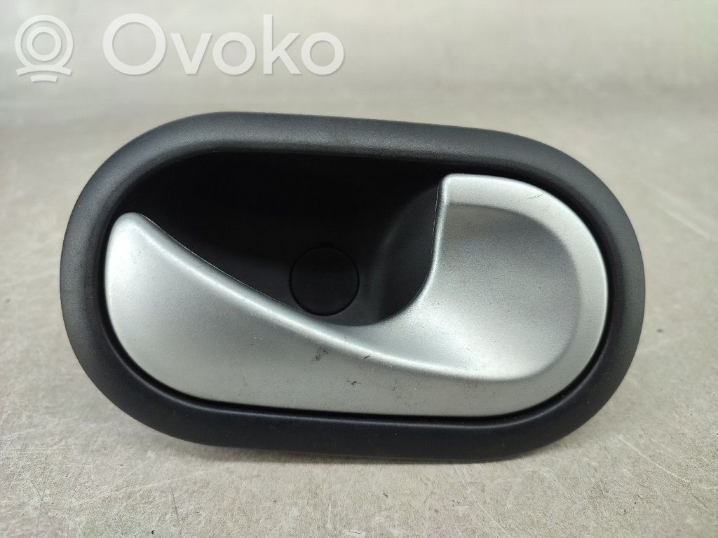 Manecilla interna puerta trasera   4DT8248