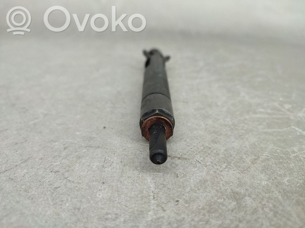 Fuel injector   WFB02701D