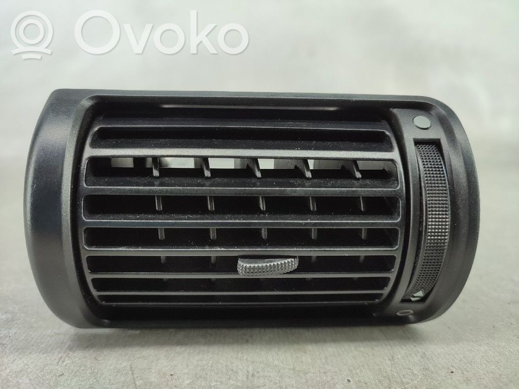 Audi A4 S4 B5 8D Griglia di ventilazione centrale cruscotto