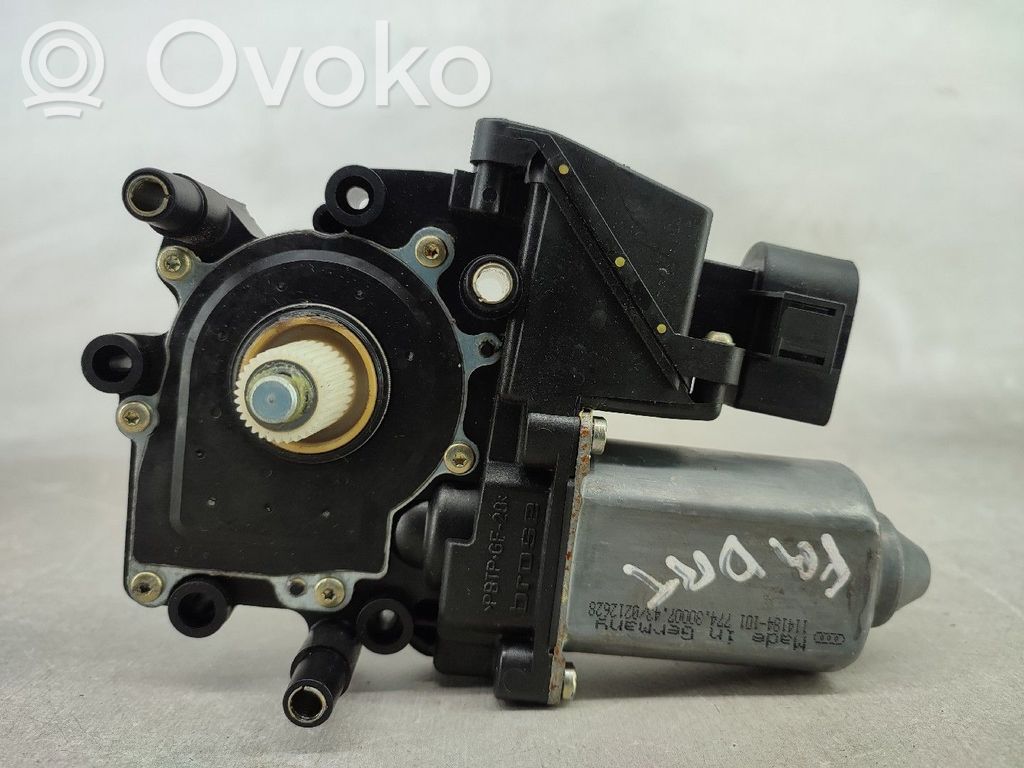 Motor del regulador de la ventanilla de la puerta delantera   113846113