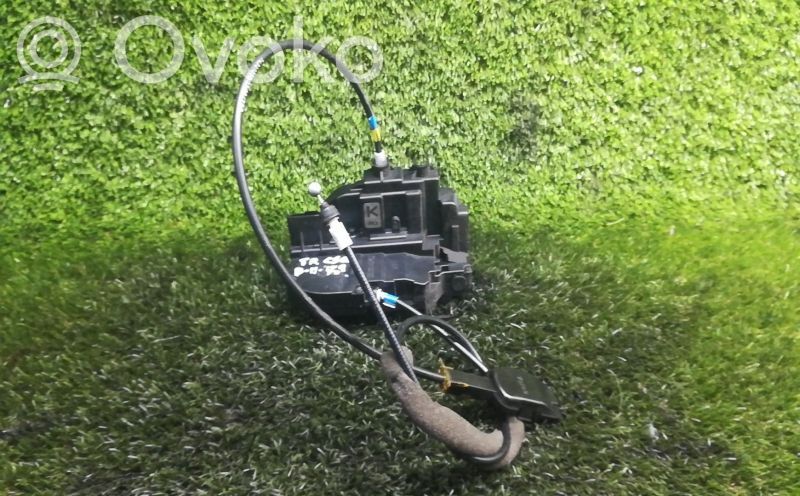 Cerradura de puerta trasera