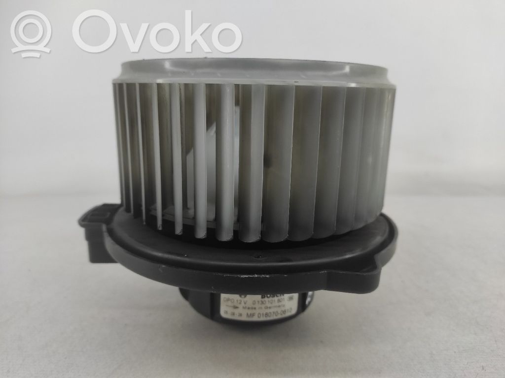 Toyota Corolla Verso E120 E121 Heizungslüfter 