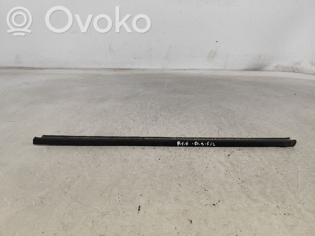 Seat Ibiza II (6k) Moulure de porte avant 