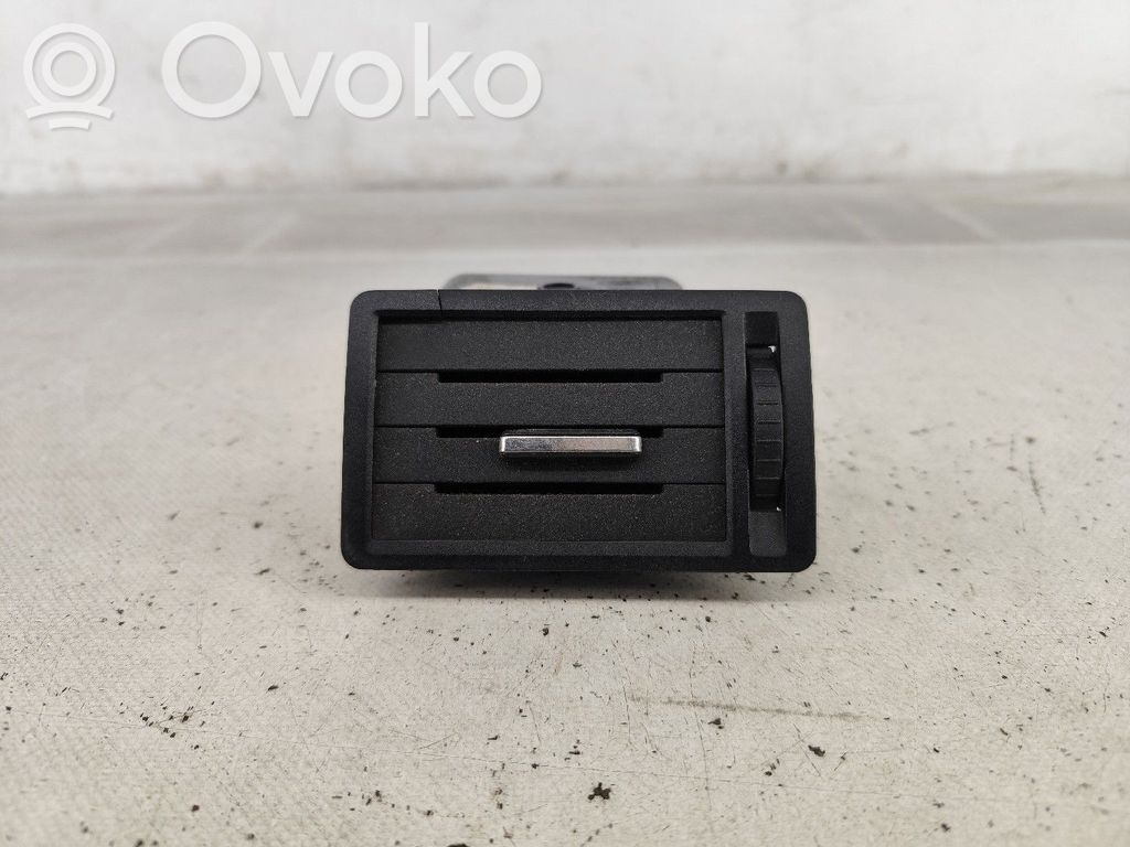 Ford Focus C-MAX Grille d'aération centrale