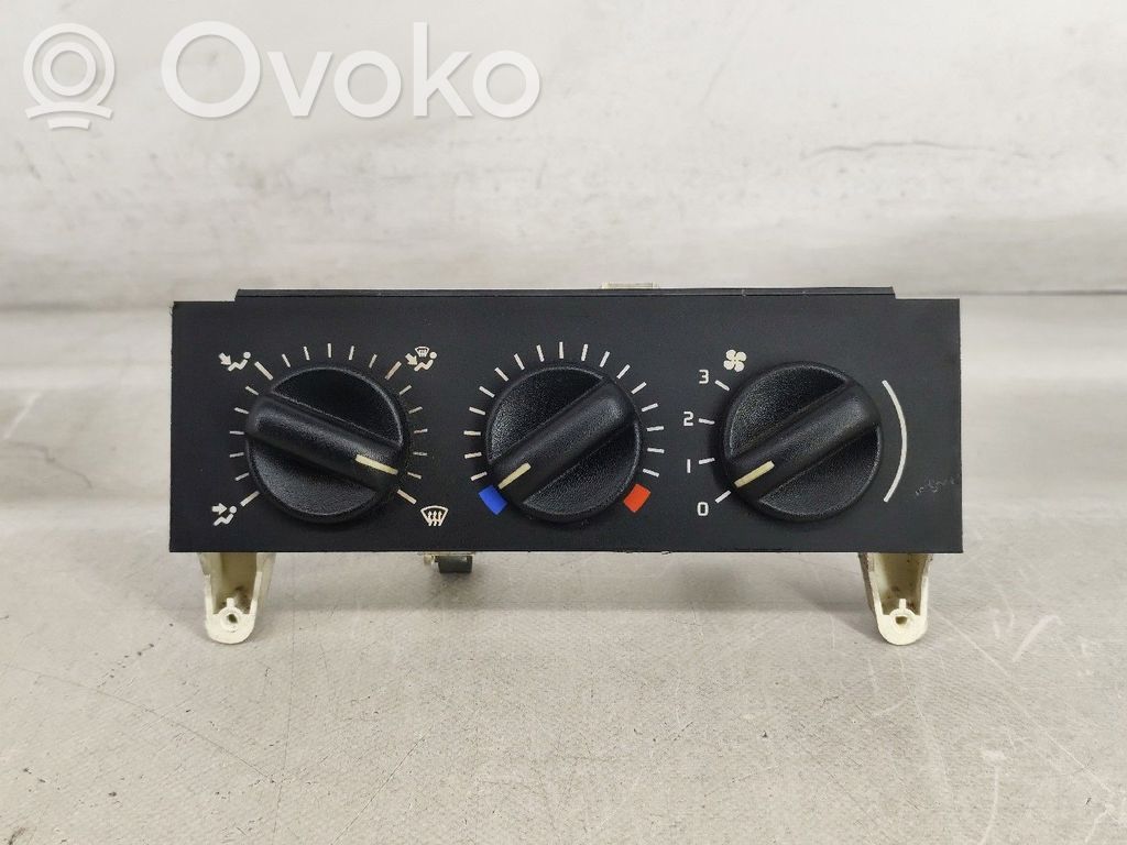 Panel klimatyzacji   133761F