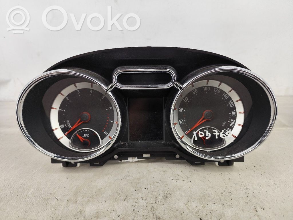 Geschwindigkeitsmesser Cockpit   39004994,7110500000000X