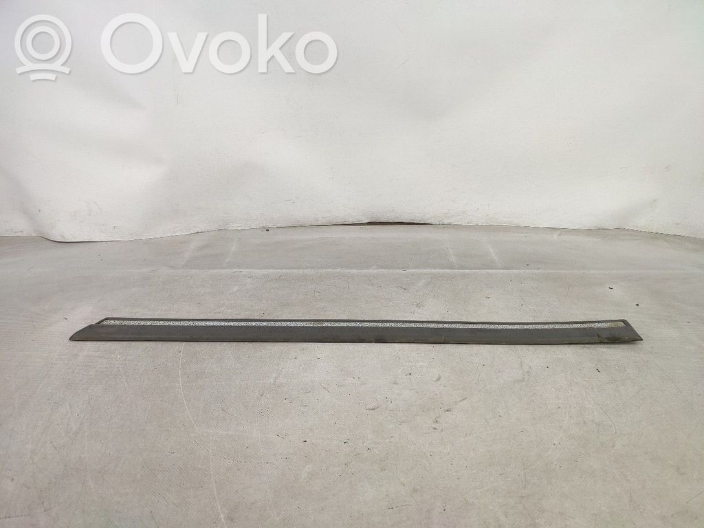 Ford Escort Listwa drzwi przednich