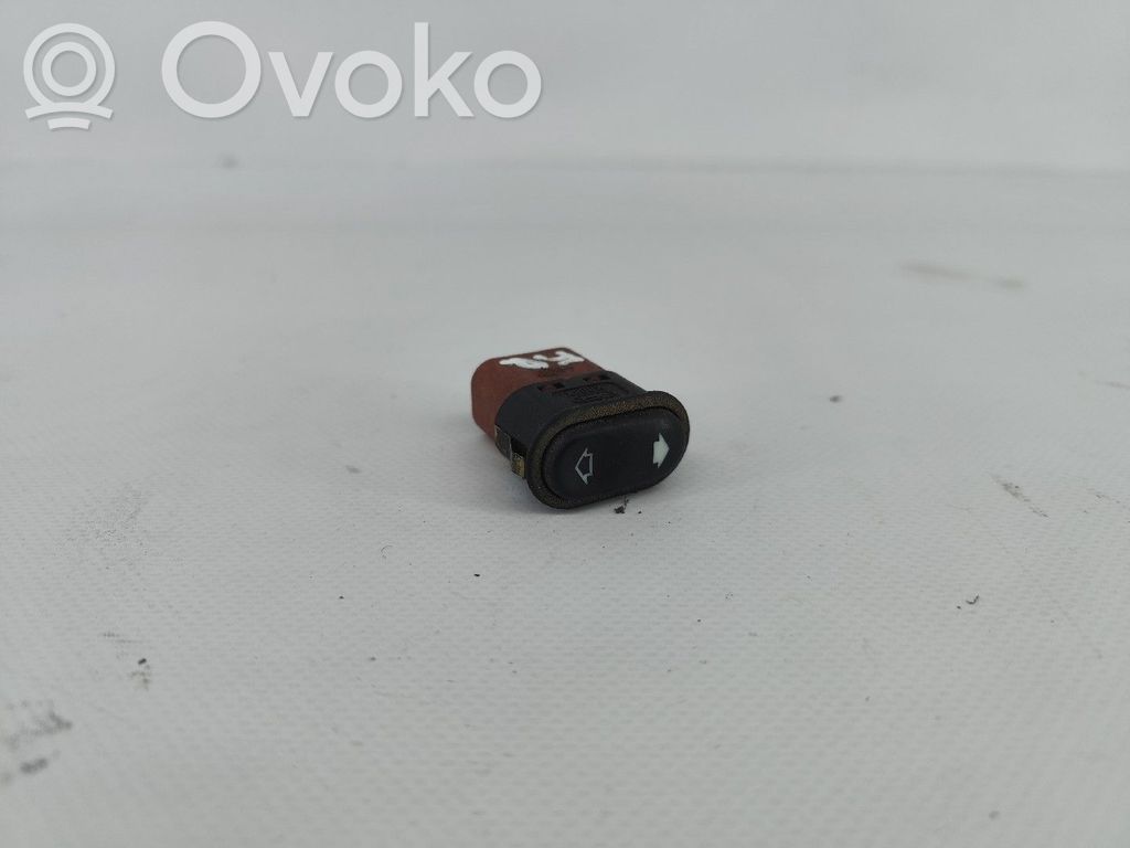 Interruptor del elevalunas eléctrico   K808X
