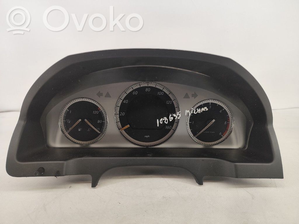 Mercedes-Benz C W204 Licznik / Prędkościomierz 
