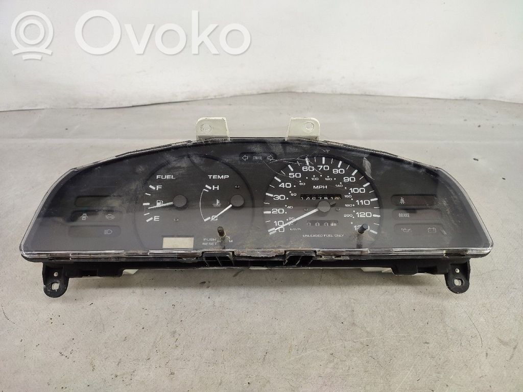 Nissan Sentra B15 Geschwindigkeitsmesser Cockpit