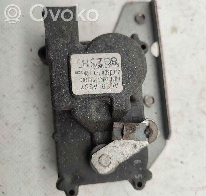 Lastausoven lukko   8G25HJ,HK773100
