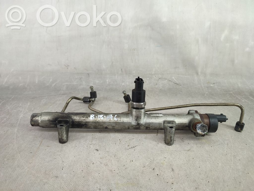 Hyundai Matrix Tuyau de conduite principale de carburant 
