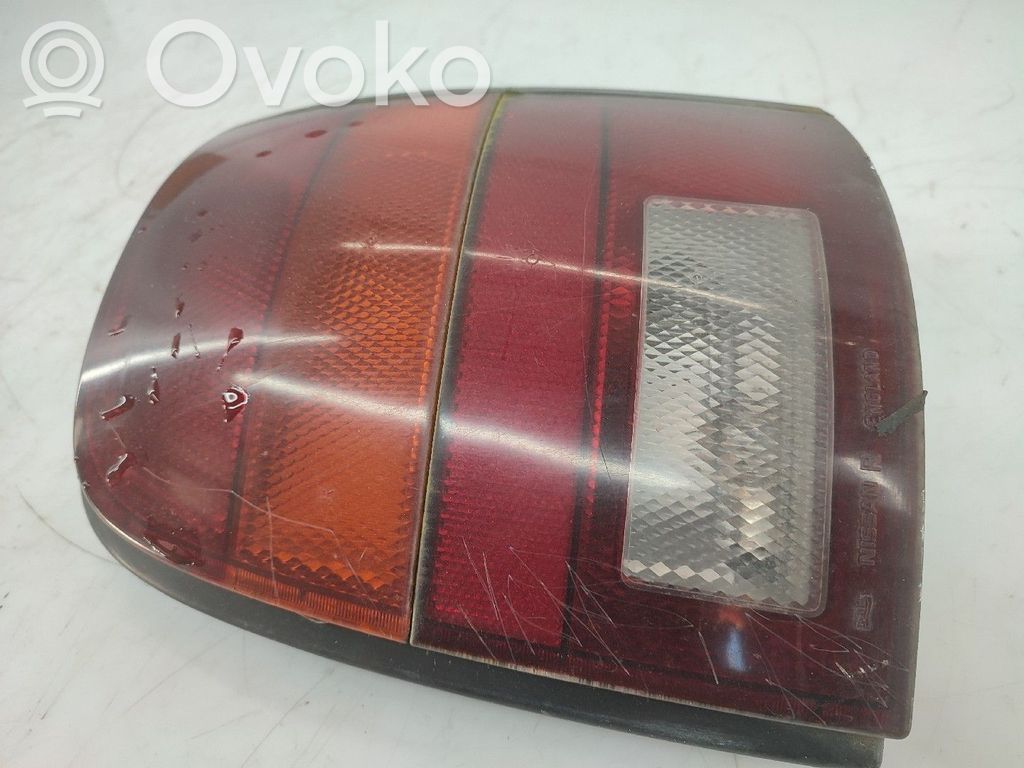 Nissan Micra Feux arrière / postérieurs 
