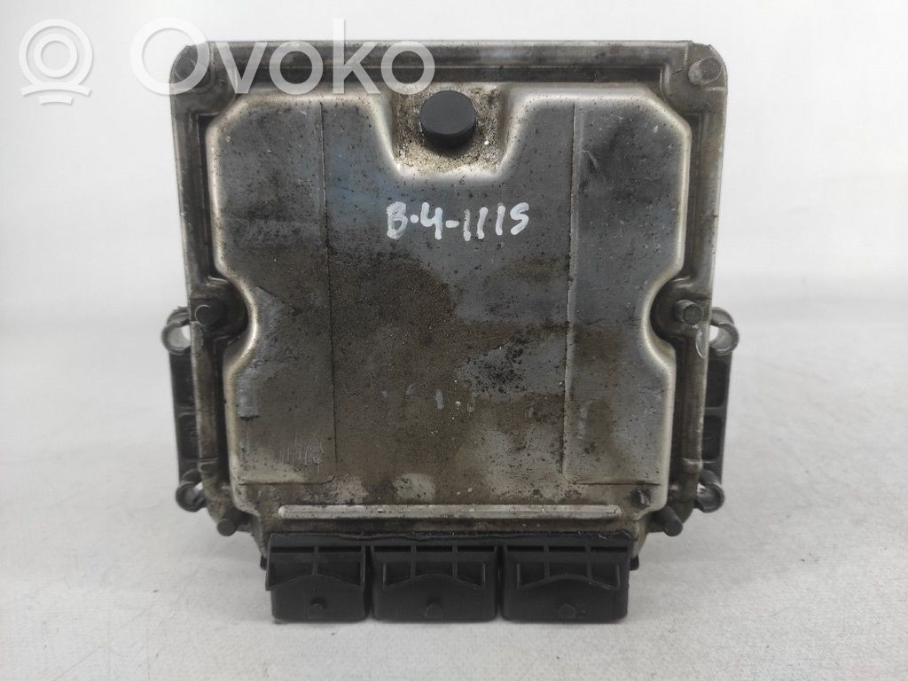 Unidad de control/módulo del motor   0281010297,8200164156
