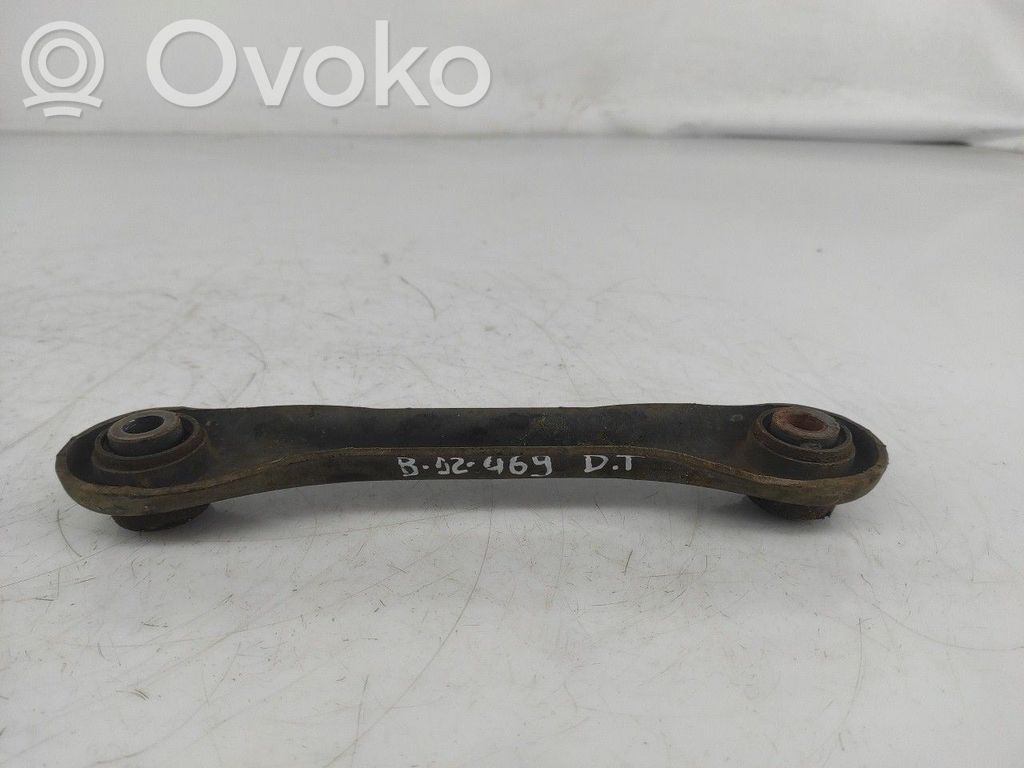 Brazo de suspensión trasero
