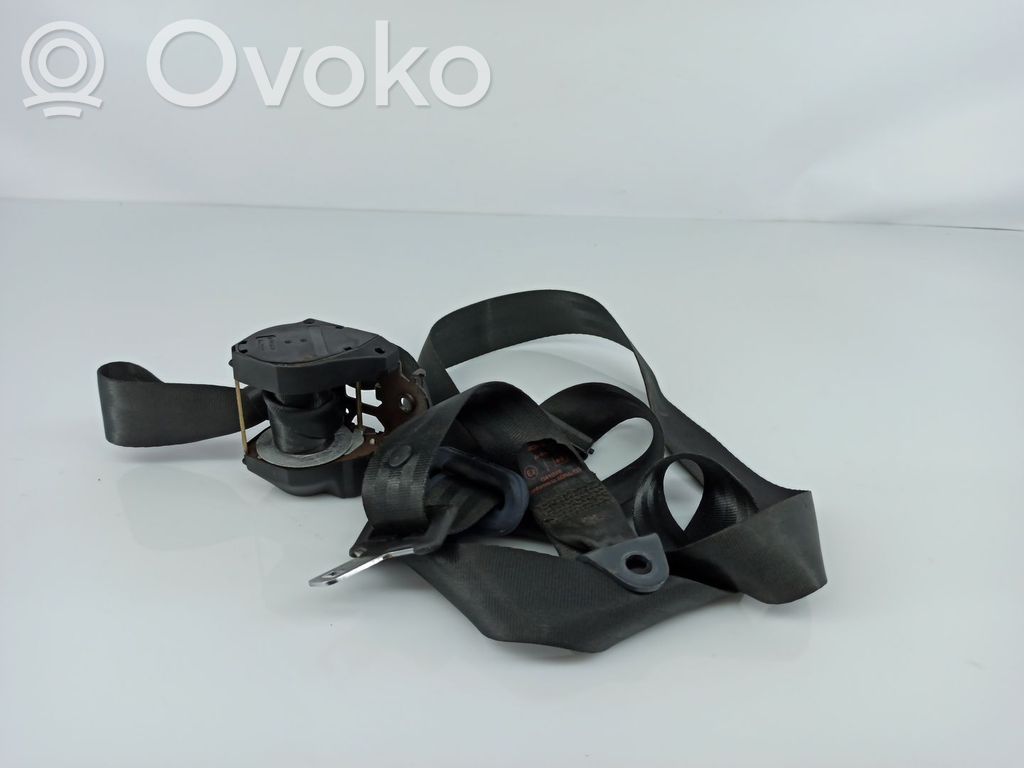 Takaistuimen turvavyö   33015508,96408573XX