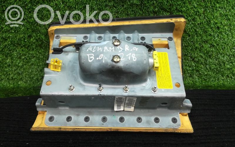 Airbag pasager   30079382672169,20040187503428
