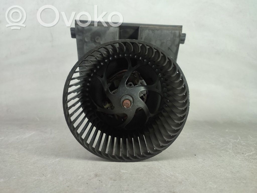 Heizungslüfter   1J1819021A