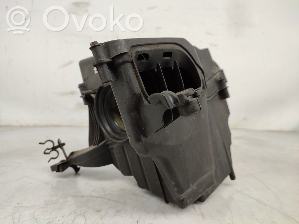 Air filter box   7M519600BF