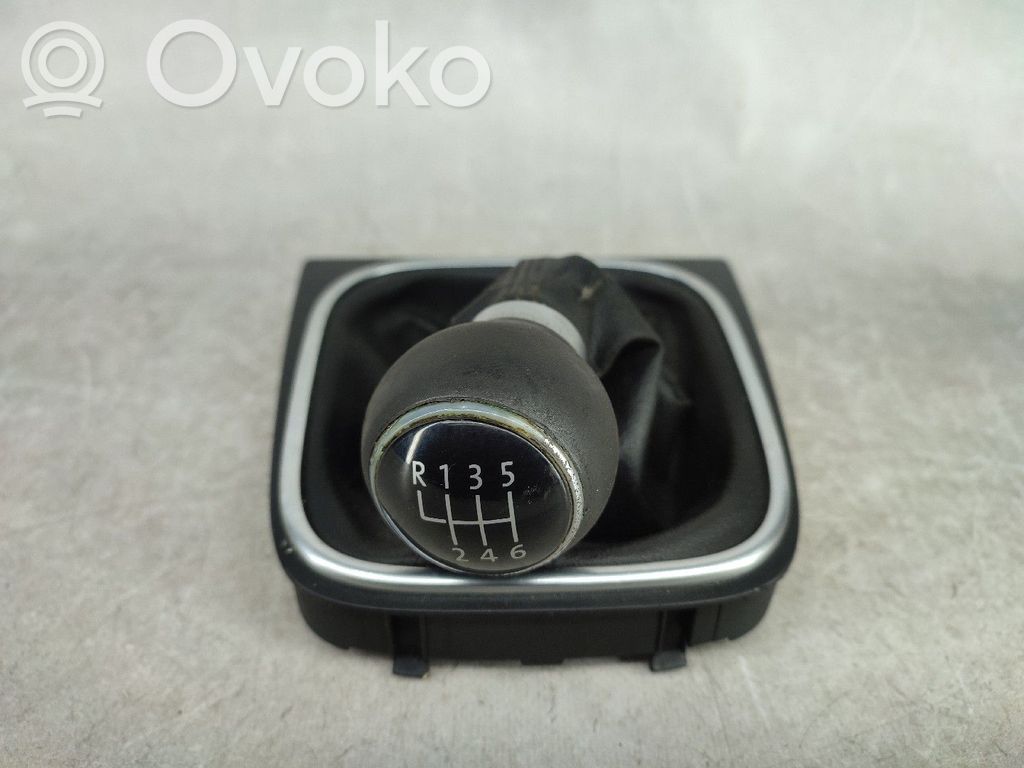 Volkswagen Jetta III Comutator/buton schimbător de viteze 