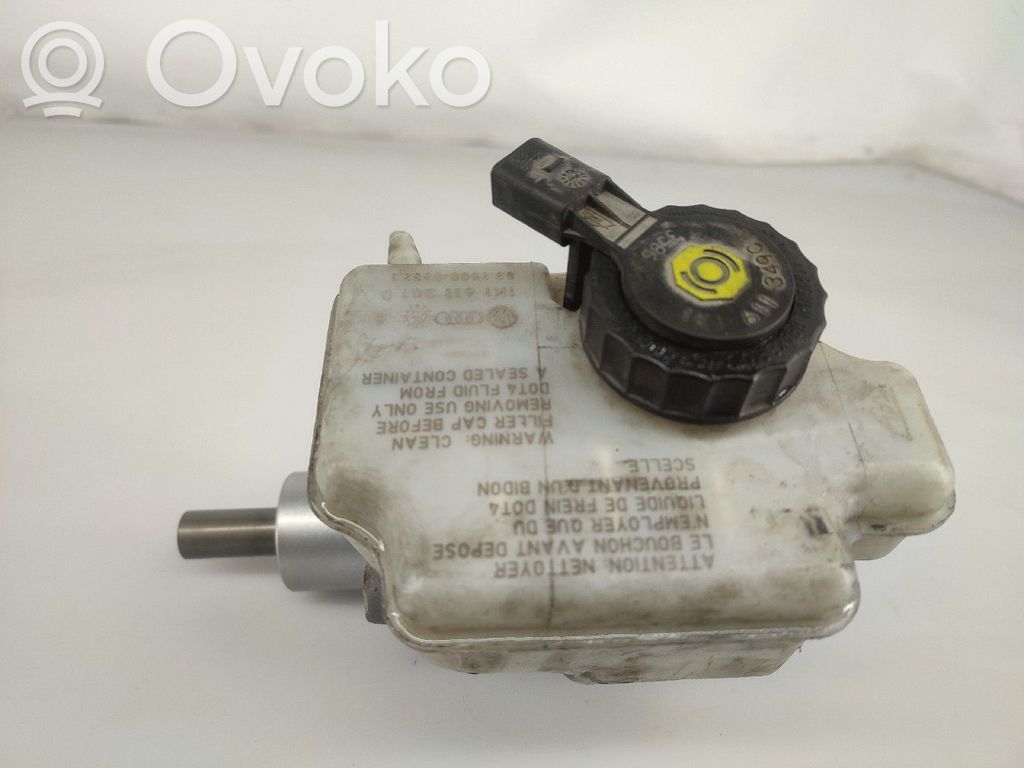 Główny cylinder hamulca   1K1611301D