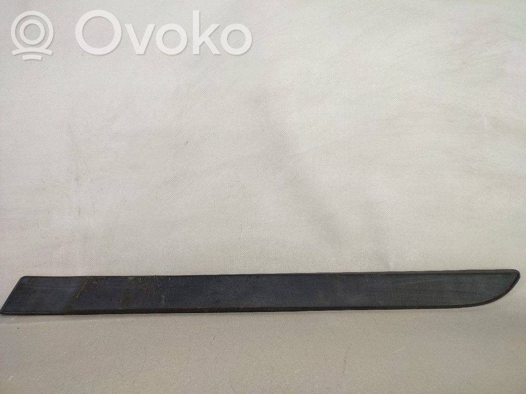 Etuoven lista (muoto)   TRAS,8200073473,ESQUERDO