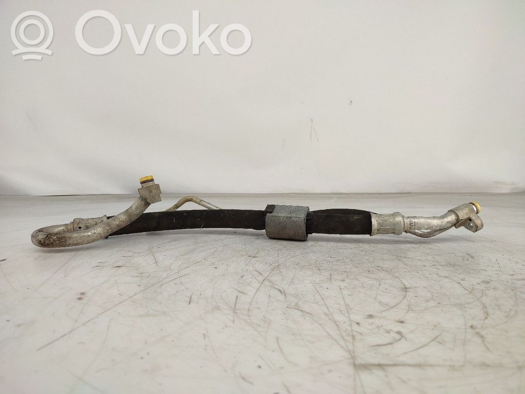 BMW 3 E90 E91 Ilmastointilaitteen putki (A/C) 