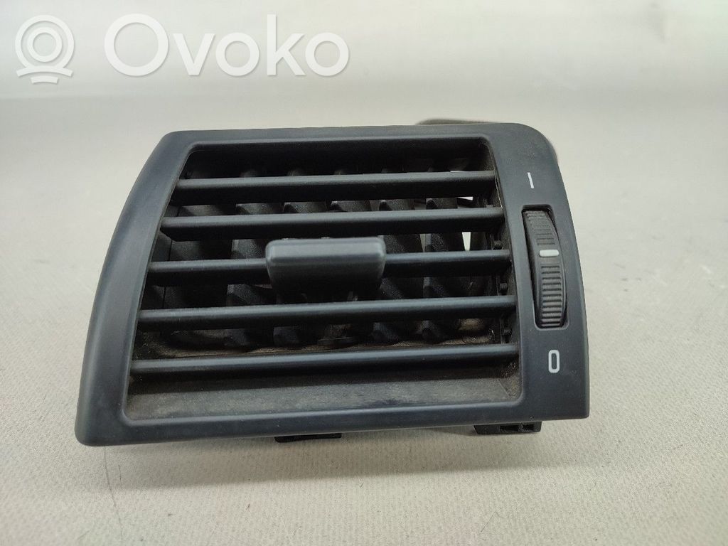 BMW 3 E46 Dysze / Kratki środkowego nawiewu deski rozdzielczej 