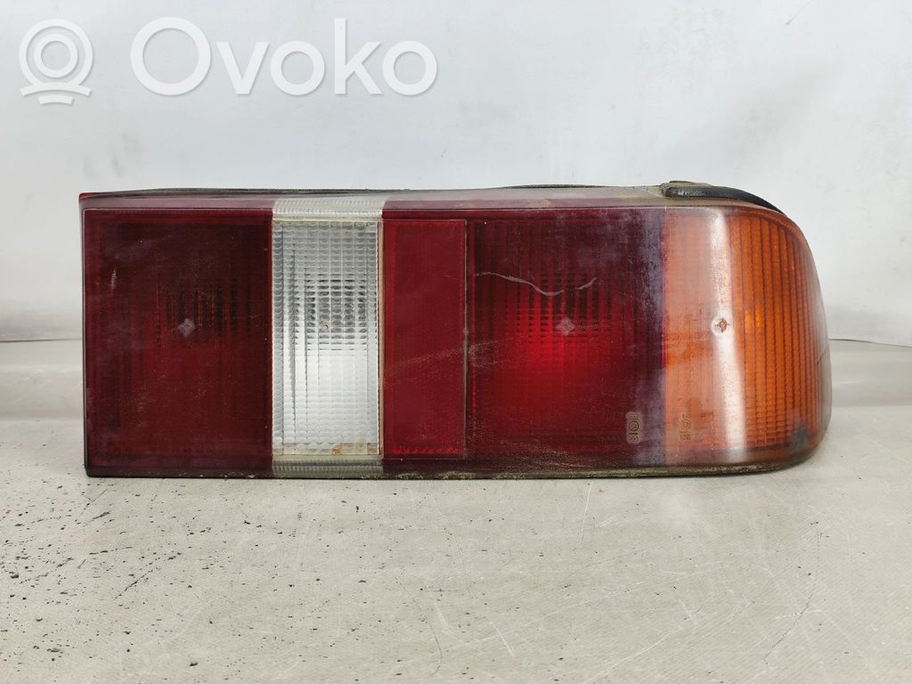 Luz trasera/de freno   83BG13A602B3A,83BG13N004B3B