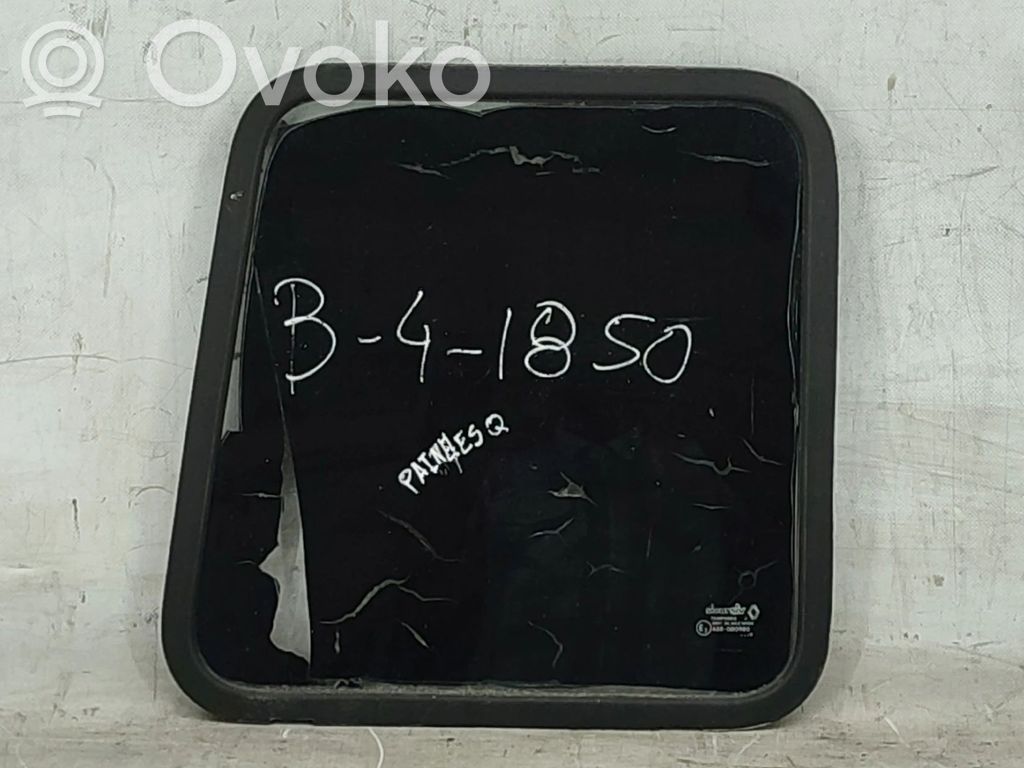 Vidrio lateral trasero   43R000980