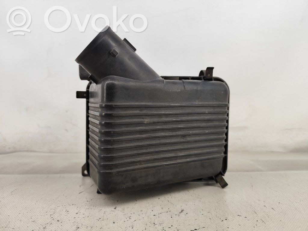Air filter box   1770111530,1140400640