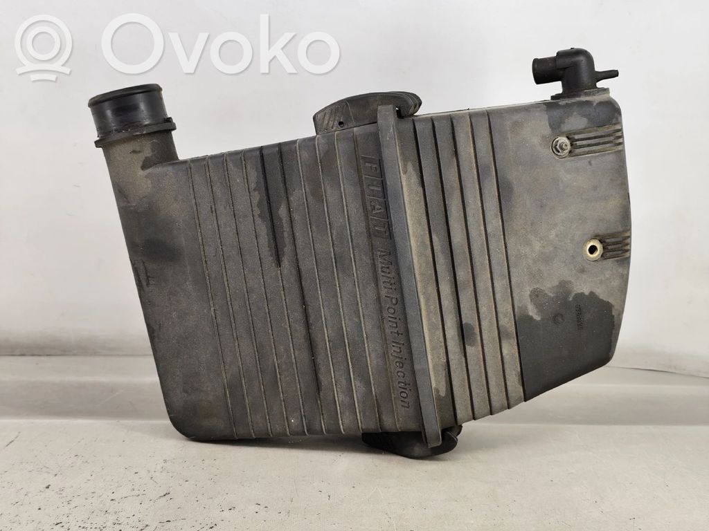 Fiat Punto (176) Luftfilterkasten 