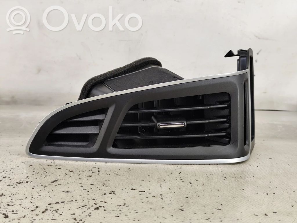 Centrinės oro grotelės   BM51018B09